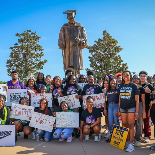 Students 'March Like Mary' in Campus Voter Registration Drive